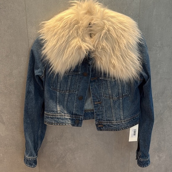 NWT Ami Paris Denim Jacket with White Faux Fur Collar - Picture 7 of 10